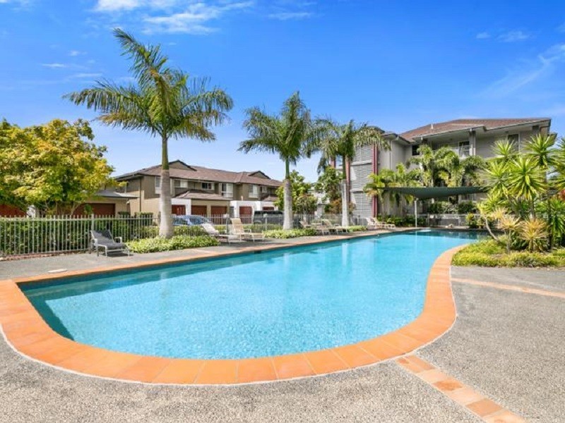 18/33 Clark St, Biggera Waters QLD 4216