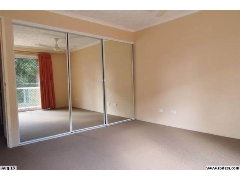 20/16 Sykes Court, Southport QLD 4215