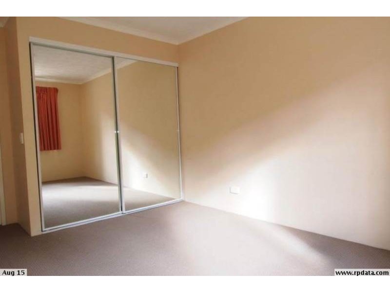 20/16 Sykes Court, Southport QLD 4215