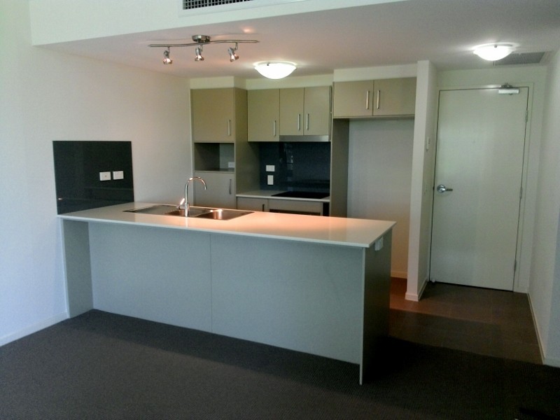 335/51 Playfield Street, Chermside QLD 4032