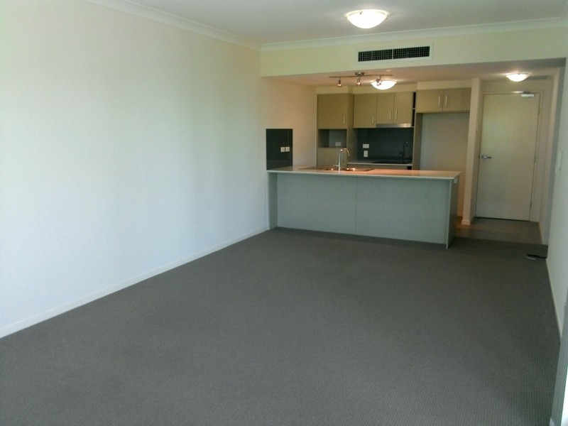 335/51 Playfield Street, Chermside QLD 4032