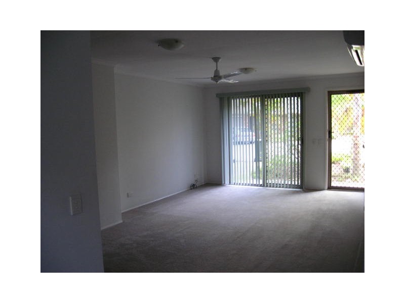 18 Silky Oak Court, Oxenford QLD 4210