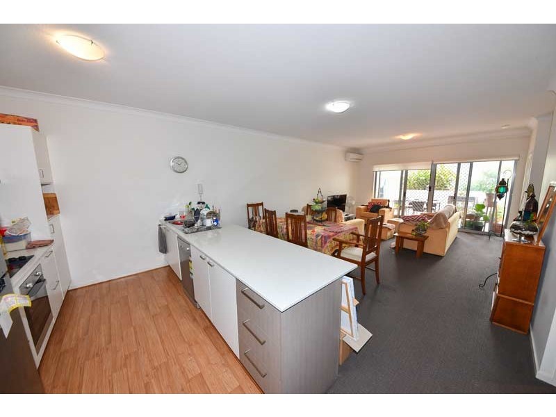 20/4-6 Lockhart Street, Woolloongabba QLD 4102