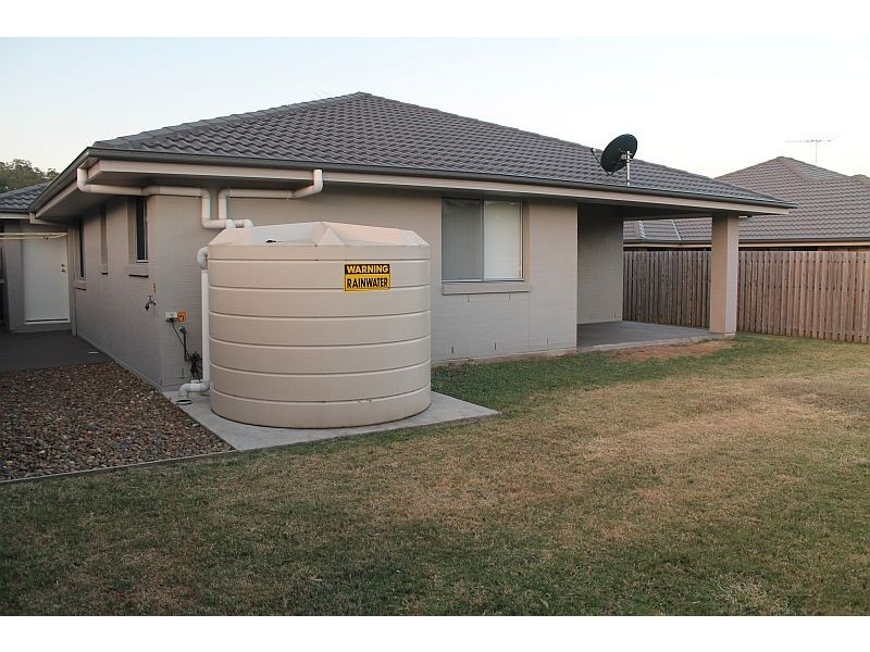 22 Vista Circuit, Bahrs Scrub QLD 4207