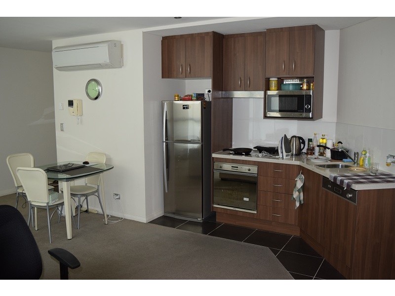 515/1 Como Crescent, Southport QLD 4215