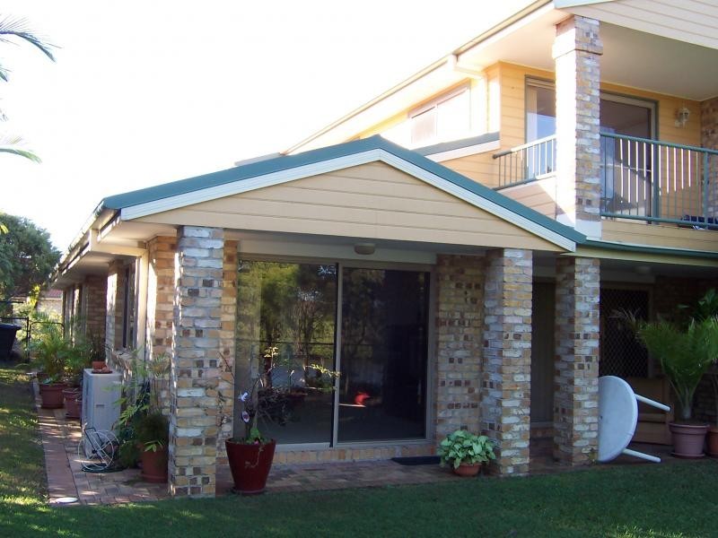 10/4 Koala Town Rd, Upper Coomera QLD 4209