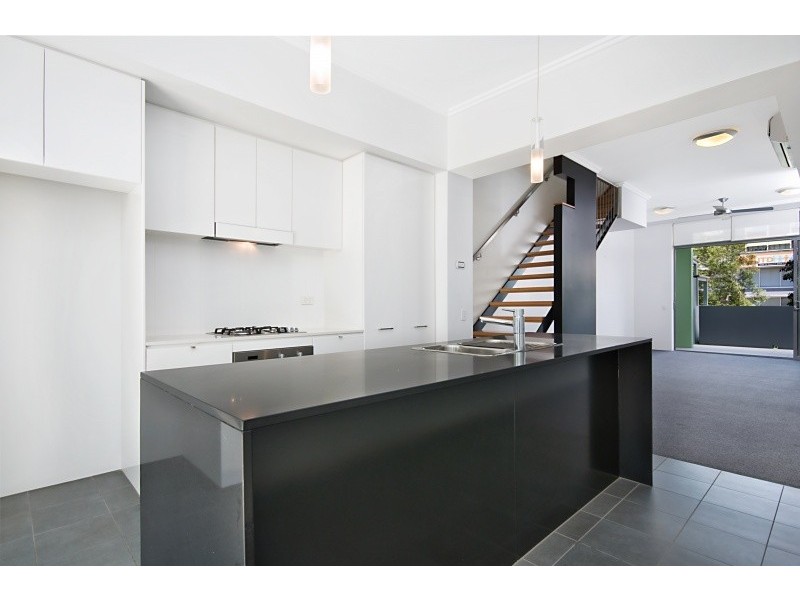 03/20 Anthony Street, West End QLD 4101