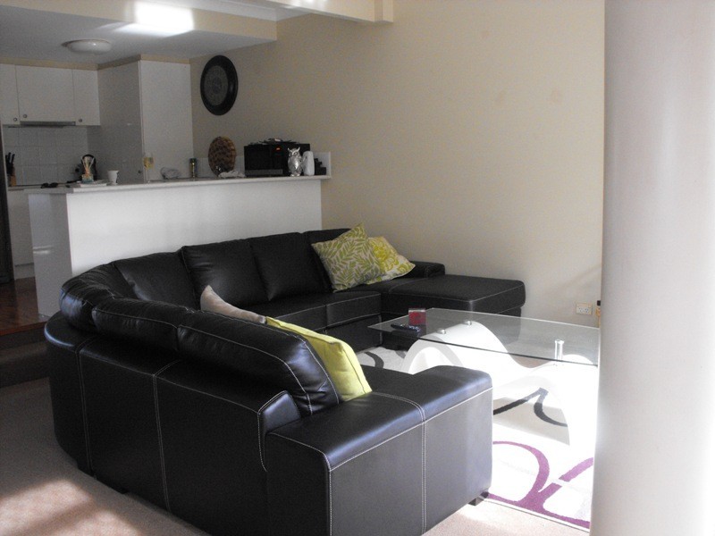 12/278 Oxley Dr, Runaway Bay QLD 4216