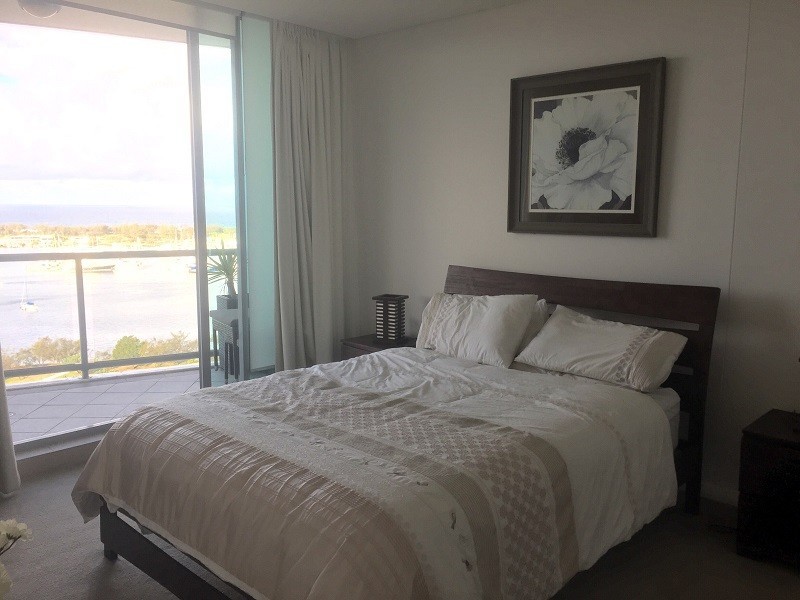 1905/1 Como Crescent, Southport QLD 4215
