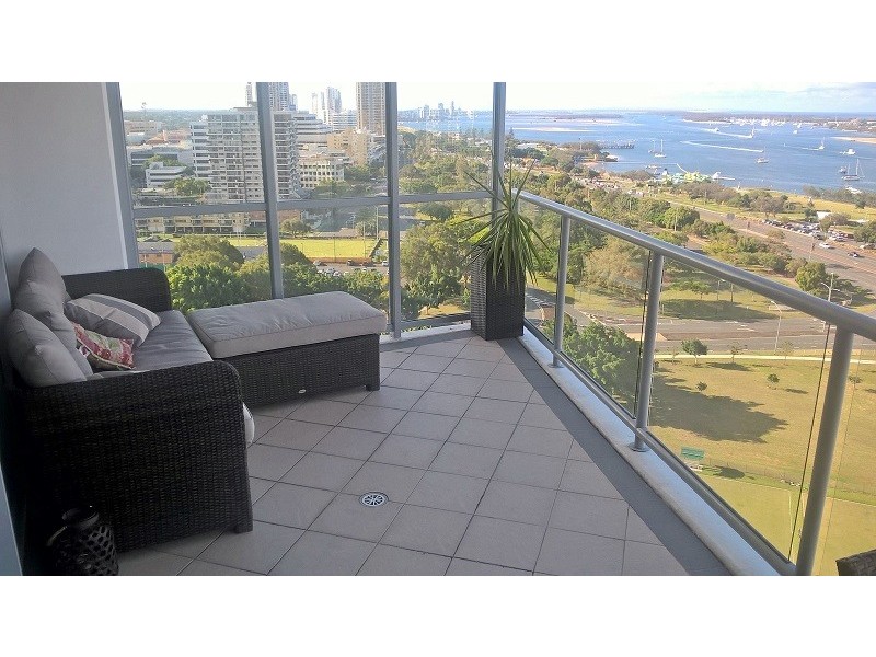 1905/1 Como Crescent, Southport QLD 4215