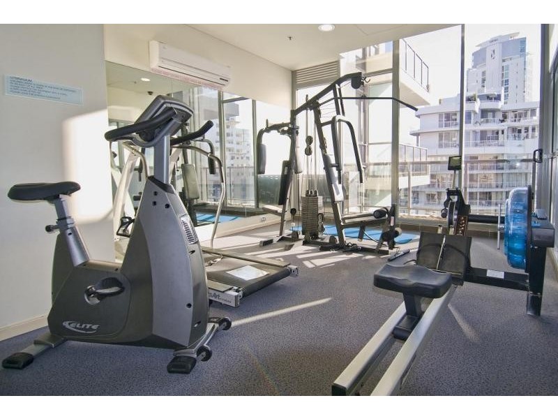 405/18 Cypress Ave.. cor Ferny Ave., Surfers Paradise QLD 4217