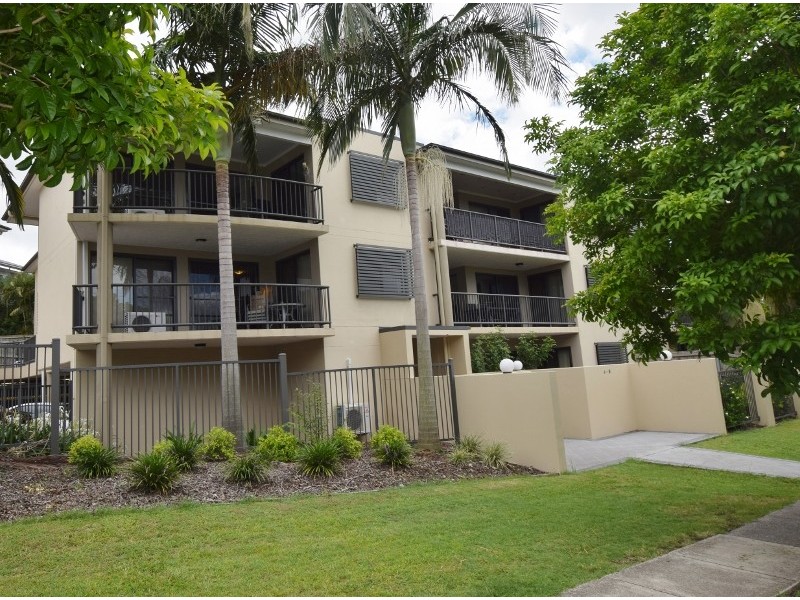 7/4 Omeo street, Macgregor QLD 4109