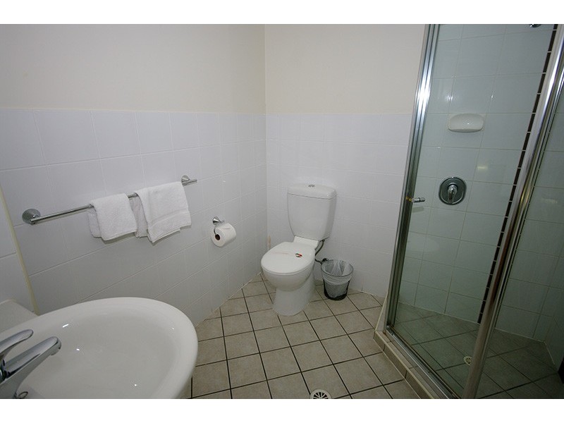 2/41 Anzac Avenue, Redcliffe QLD 4020