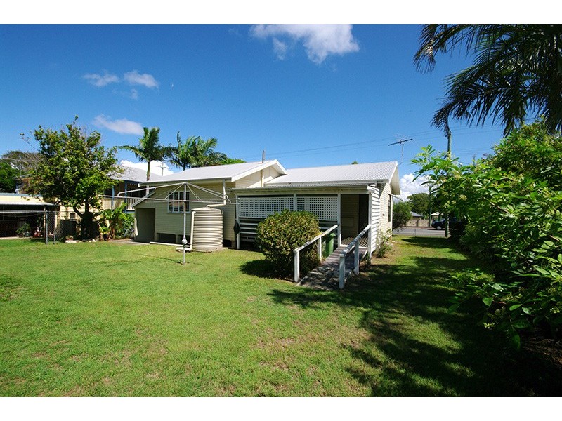 176 Oxley Avenue, Woody Point QLD 4019