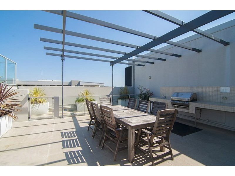 642/23 Playfield Street, Chermside QLD 4032