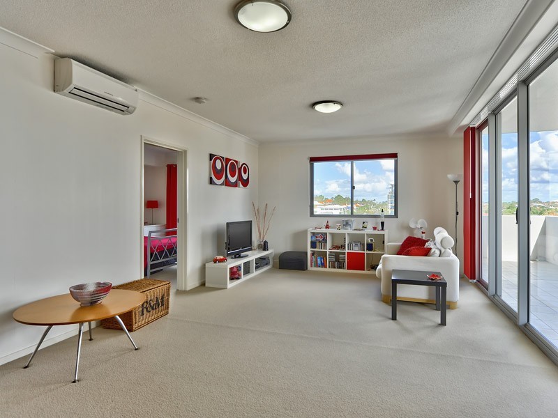 642/23 Playfield Street, Chermside QLD 4032