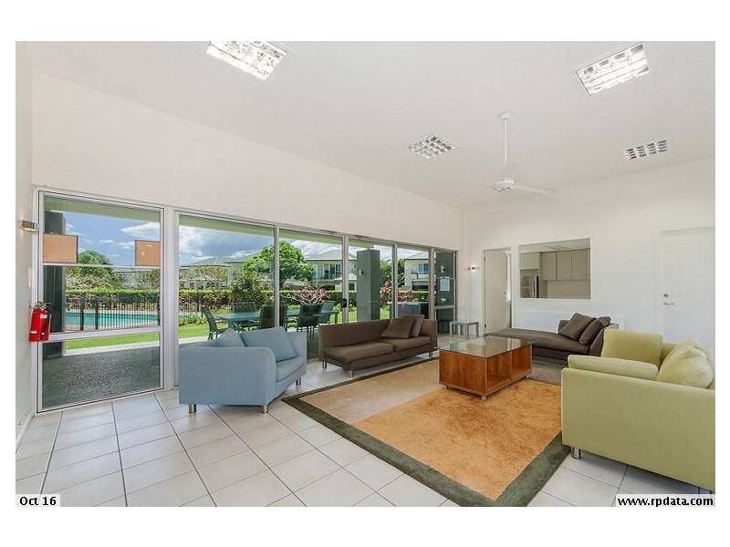 @/87 Peninsula Drive, Robina QLD 4226