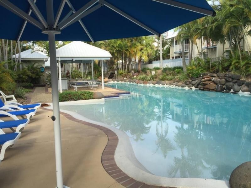 16 Crescent Avenue, Mermaid Beach QLD 4218