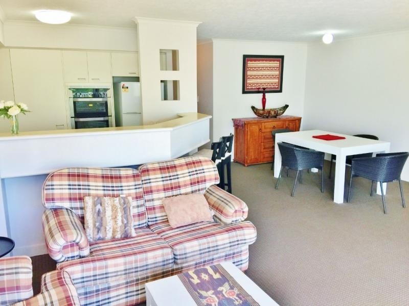 61/16 Crescent Avenue, Mermaid Beach QLD 4218