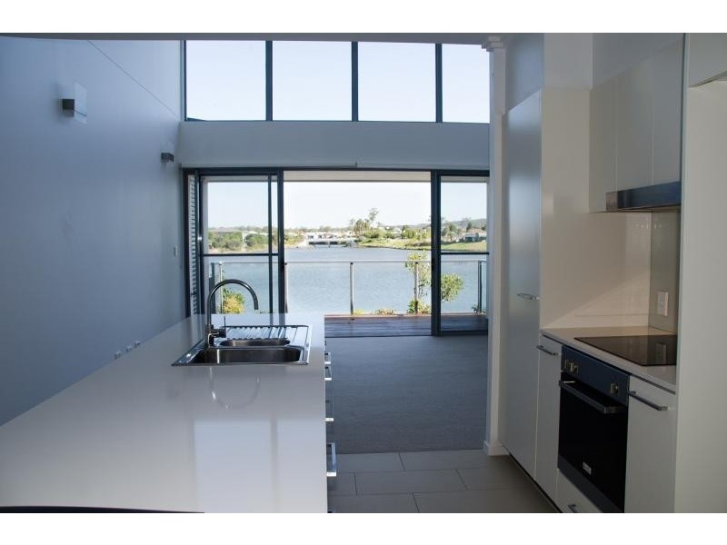 24/29-49 Varsity Parade, Varsity Lakes QLD 4227