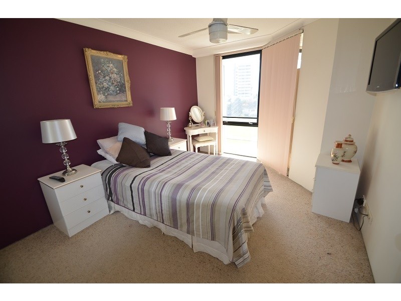 504/70 Remebrence Drive, Surfers Paradise QLD 4217