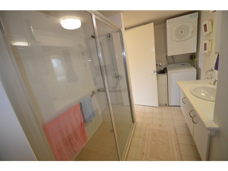 504/70 Remebrence Drive, Surfers Paradise QLD 4217