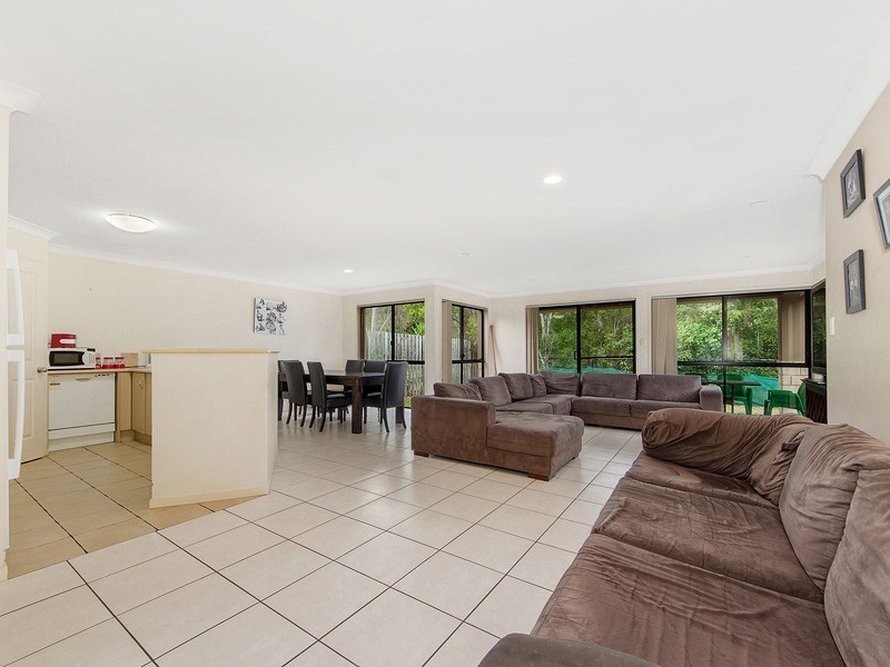 18/3 Melastoma Way, Arundel QLD 4214