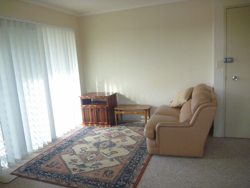 12/4 Adori Street, Chevron Island QLD 4217