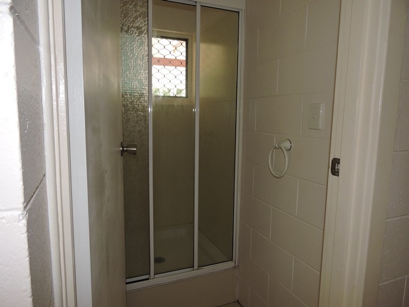 15 Poplar street, Kirwan QLD 4817