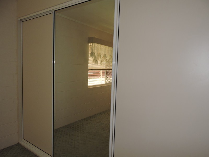 15 Poplar street, Kirwan QLD 4817