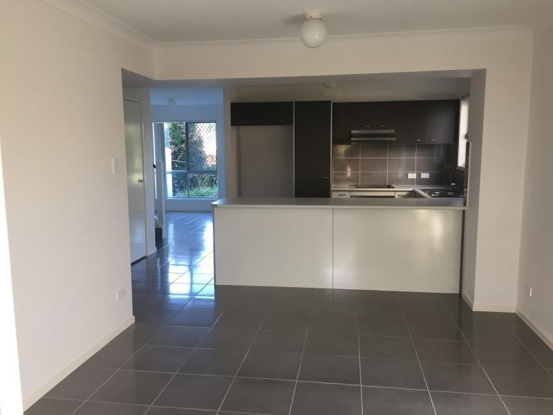 Pacific Pines QLD 4211