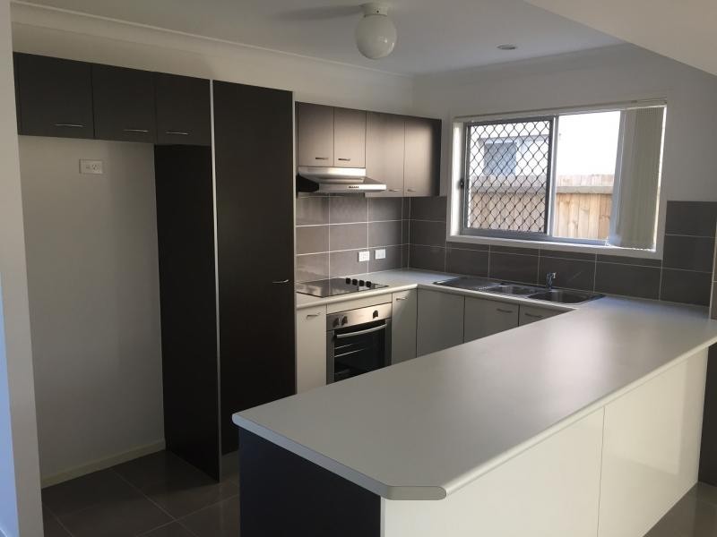 Pacific Pines QLD 4211