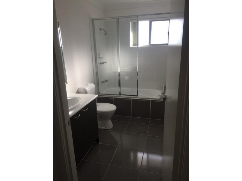 Pacific Pines QLD 4211