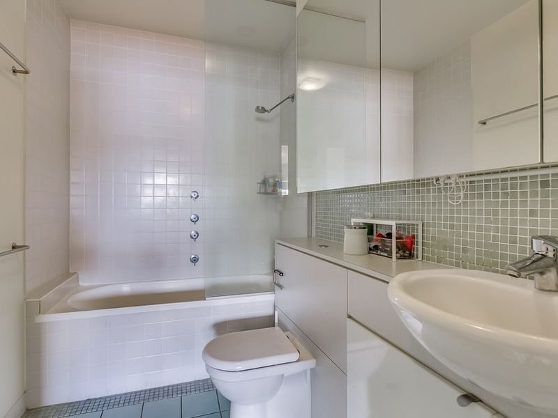 25 Love Street, Bulimba QLD 4171