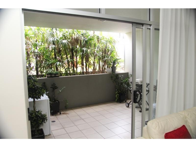 25 Love Street, Bulimba QLD 4171