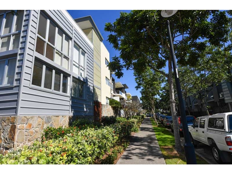 25 Love Street, Bulimba QLD 4171