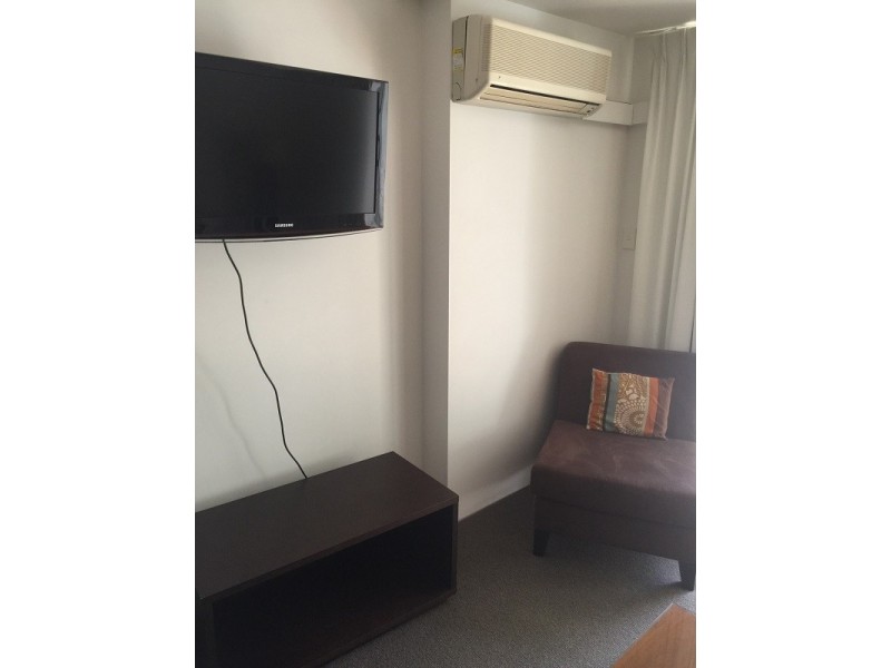 3014/2633 Gold Coast Highway, Broadbeach QLD 4218