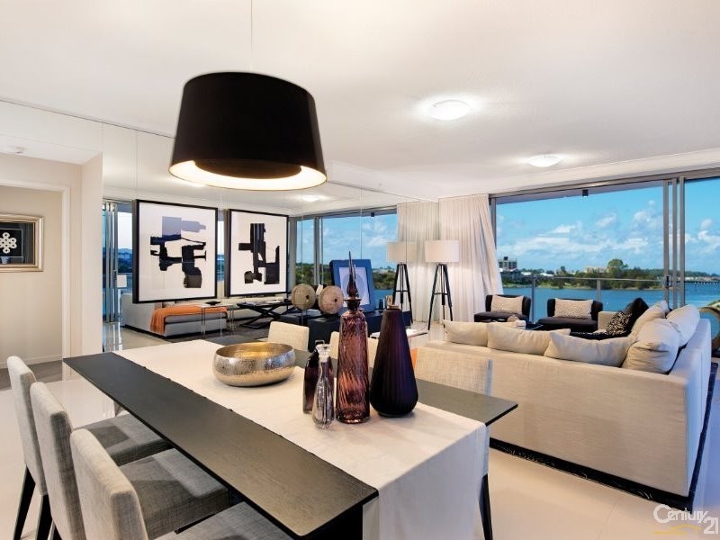 397 Christine Avenue, Varsity Lakes QLD 4227