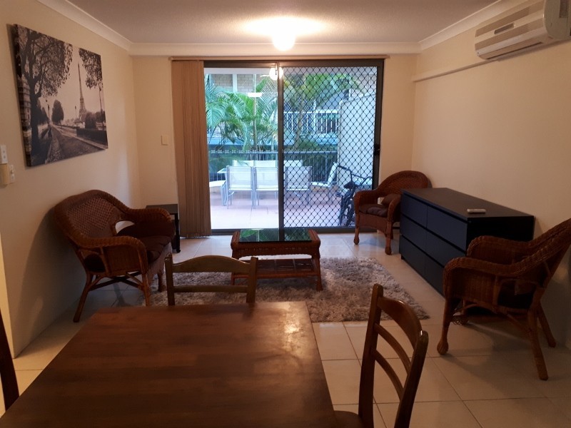02/10 Genoa Street, Surfers Paradise QLD 4217