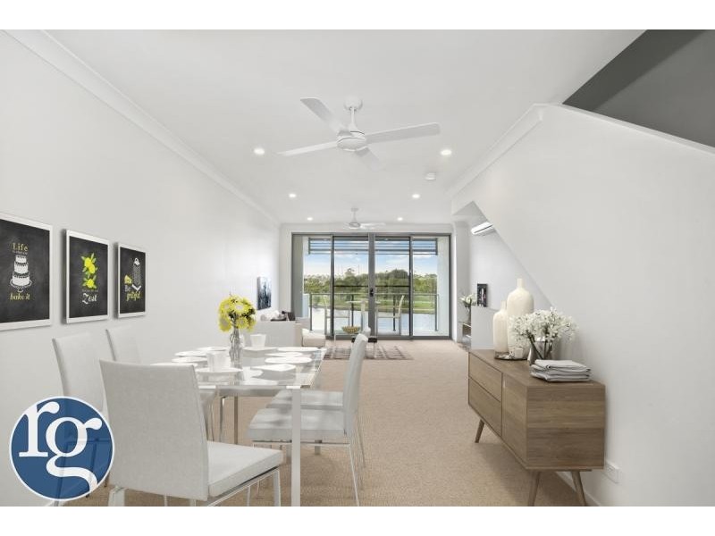 3028 The Boulevard, Carrara QLD 4211