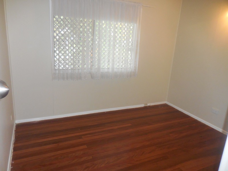 15 Pine Drive, Woodridge QLD 4114