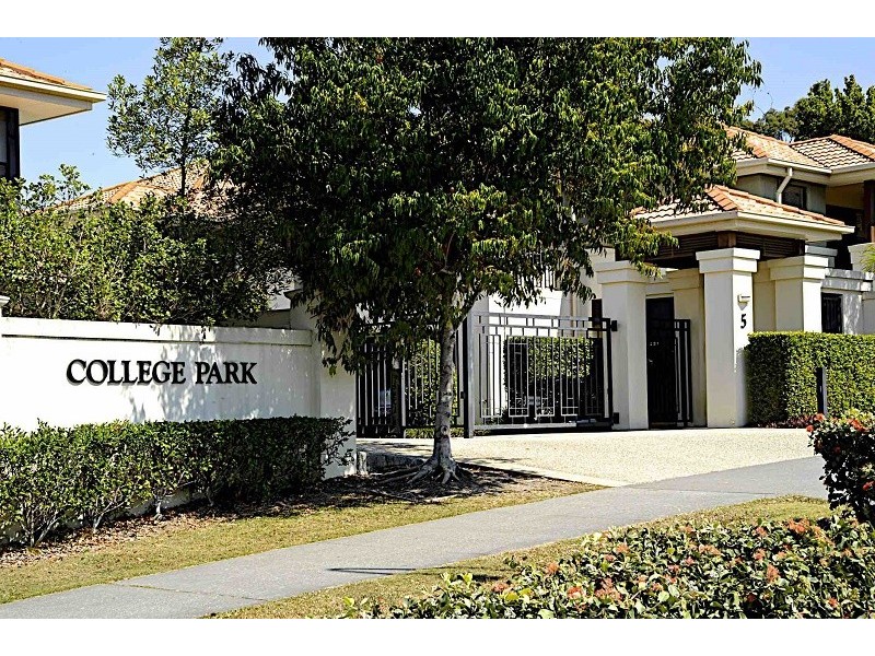 5/5 Assembly Dr, Varsity Lakes QLD 4227