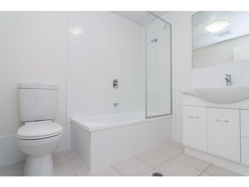 442/51 Playfield Street, Chermside QLD 4032