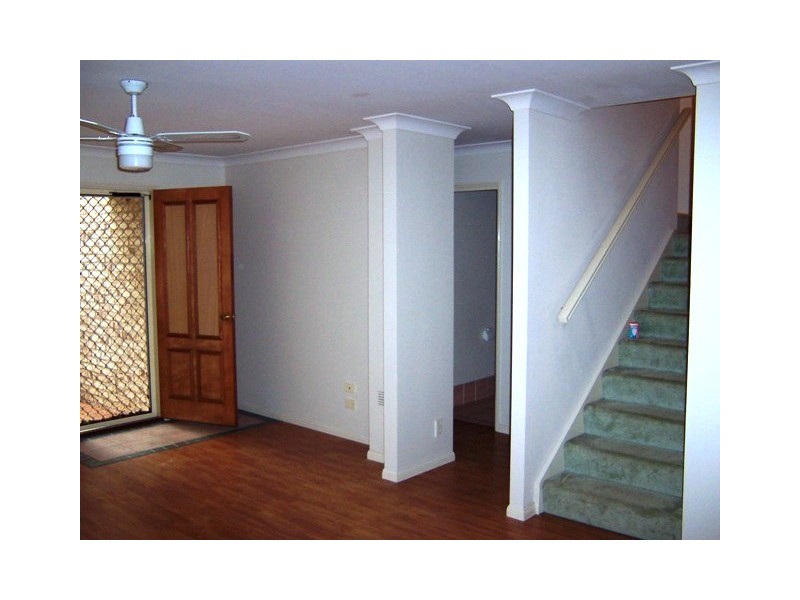 50/4 Koala Town Rd, Upper Coomera QLD 4209