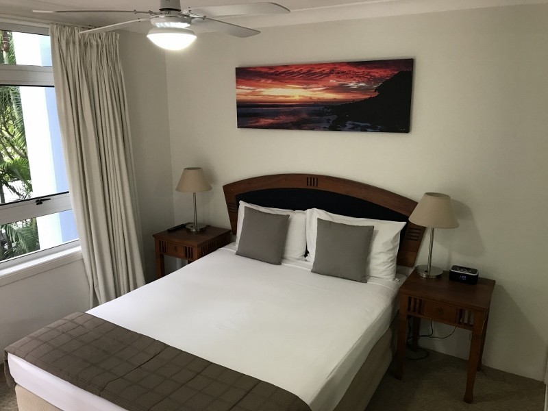 1013/2633 Gold Coast Highway, Broadbeach QLD 4218