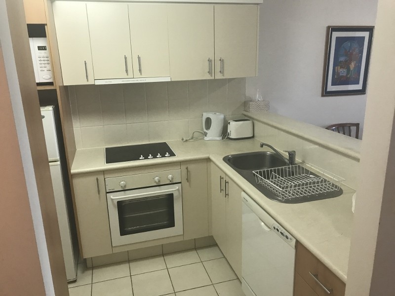 3046/2633 Gold Coast Highway, Broadbeach QLD 4218