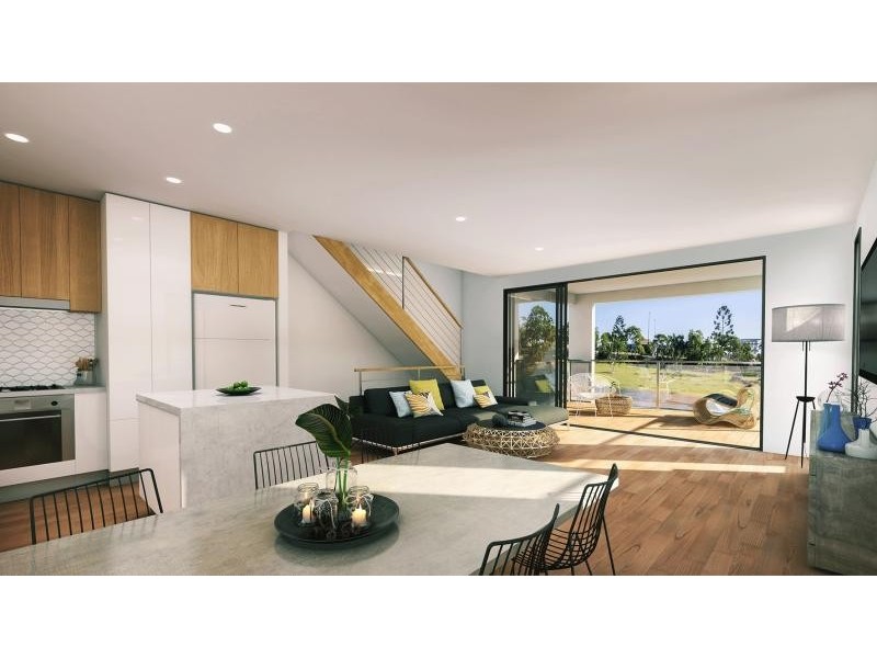 4/42 Stadium Drive, Robina QLD 4226