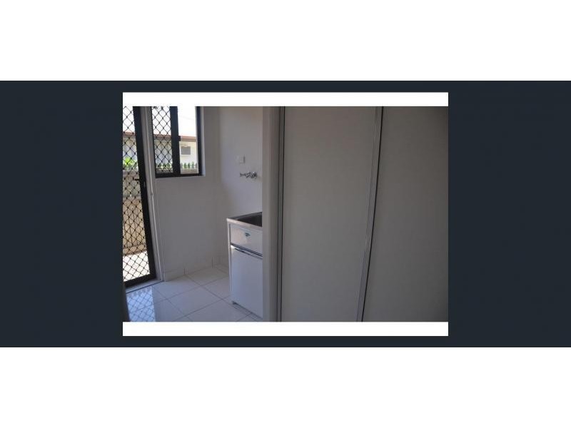 8 Marita Court, Bushland Beach QLD 4818