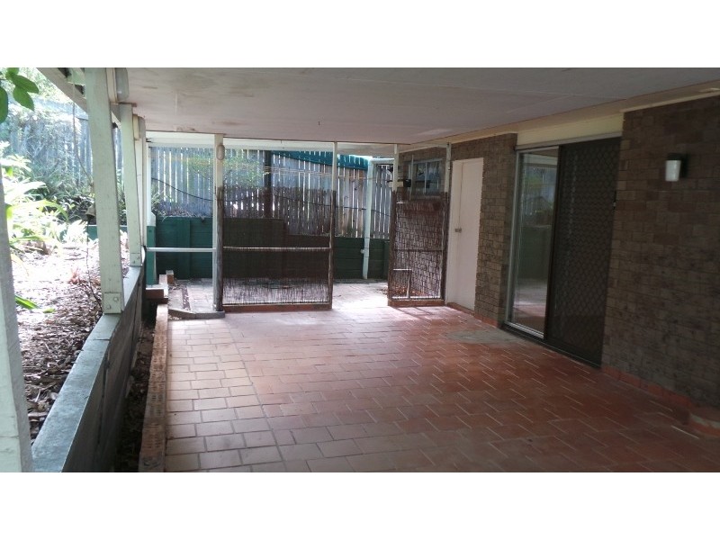 */16 Tambourah Drive, Benowa QLD 4217