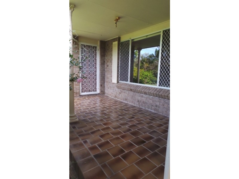 */16 Tambourah Drive, Benowa QLD 4217